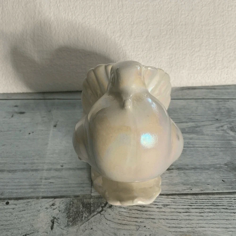 VTG Bird Pigeon Figurine White Dove w Mother of Pearls Glaze‎ 4.5
